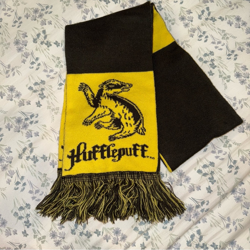 NY Mets Harry Potter Limited Edition Hufflepuff Scarf
Brand new
